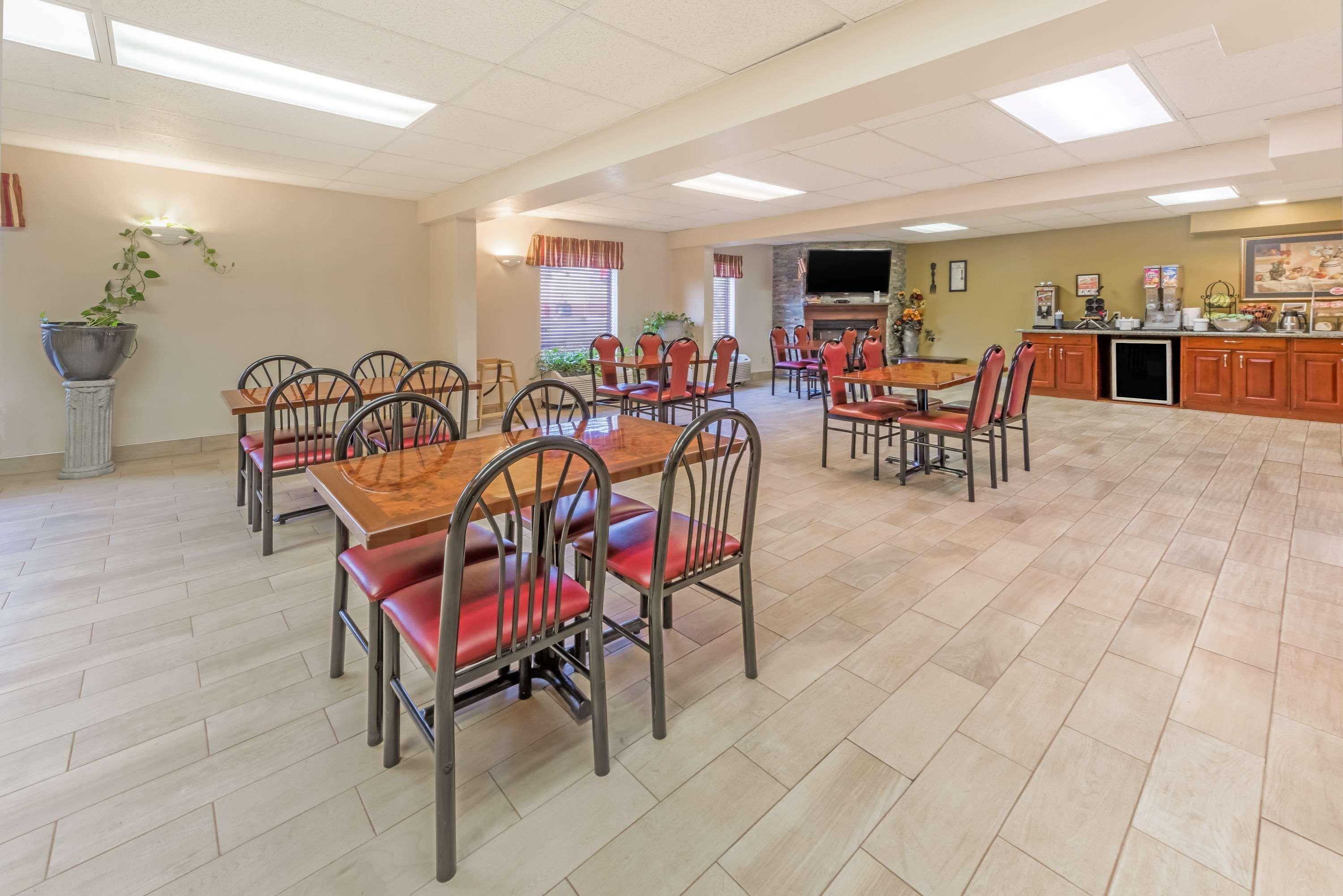 Super 8 By Wyndham Shepherdsville - Louisville South I65 מראה חיצוני תמונה